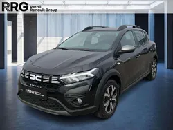 Schwarz Gebraucht 2023 Dacia Sandero Expression Kleinwagen | 15.990 € (Fairer Preis)