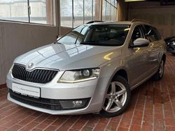 Silber Gebraucht 2015 Skoda Octavia Elegance Kombi | 5.500 € (Guter Preis)