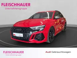Rot Gebraucht 2023 Audi RS3 Sportback Comfort Kleinwagen | 50.880 € (Fairer Preis)