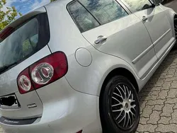 Silber Gebraucht 2009 VW Golf Plus Cross Comfortline Van / Kleinbus | 4.600 € (Guter Preis)
