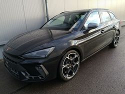 Midnightschwarz metallic Gebraucht 2024 Cupra Leon VZ Kombi | 40.690 € (Guter Preis)