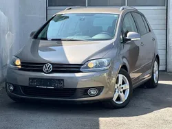 Braun Gebraucht 2011 VW Golf Plus Van / Kleinbus | 5.950 € (Fairer Preis)
