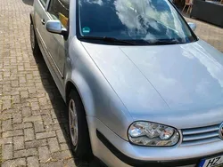 Silber Gebraucht 2001 VW Golf IV Kleinwagen | 1.150 € (Guter Preis)