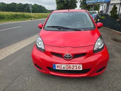 Rot Gebraucht 2011 Toyota Aygo Edition Kleinwagen | 1.500 € (Guter Preis)