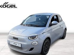 Blau Neu 2025 Fiat 500e Icon Limousine | 28.990 €