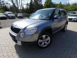 Grau Gebraucht 2012 Skoda Yeti Ambition SUV | 9.990 € (Teuer)