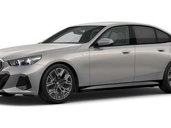 Grau Gebraucht 2025 BMW 520 Comfort Edition Limousine | 61.934 € (Fairer Preis)