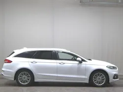 Weiss Gebraucht 2021 Ford Mondeo Titanium Kombi | 12.980 € (Guter Preis)