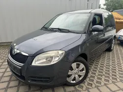 Grau Gebraucht 2009 Skoda Roomster Style Kombi | 1.499 € (Fairer Preis)
