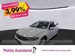 Weiss Gebraucht 2023 VW Passat Business Kombi | 24.777 € (Fairer Preis)
