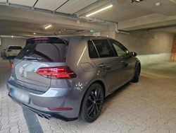 Grau Gebraucht 2017 VW Golf VII R Limousine | 25.700 € (Etwas zu teuer)