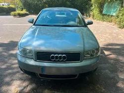 Silber Gebraucht 2001 Audi A4 Limousine | 3.000 € (Fairer Preis)