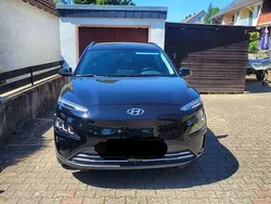 Schwarz Gebraucht 2022 Hyundai Kona Trend SUV | 17.900 € (Fairer Preis)