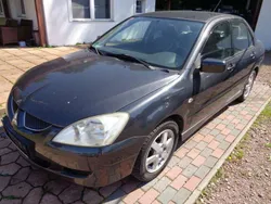 Grau Gebraucht 2005 Mitsubishi Lancer Comfort Edition Limousine | 1.490 € (Guter Preis)