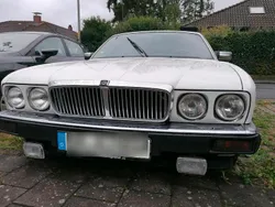 Weiß Gebraucht 1991 Jaguar XJ40 Limousine | 8.000 €