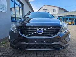 Onyx black / metallic Gebraucht 2015 Volvo XC60 Kinetic SUV | 16.990 € (Fairer Preis)