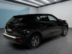 Schwarz Gebraucht 2022 Peugeot e-2008 SUV | 18.499 € (Guter Preis)