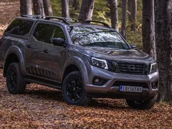 Grau Gebraucht 2019 Nissan Navara Abholung | 33.000 €