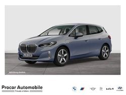 Grau Gebraucht 2022 BMW 225 Luxury Line Van / Kleinbus | 27.490 €