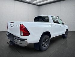 Weiß Gebraucht 2022 Toyota HiLux Abholung | 33.699 € (Teuer)