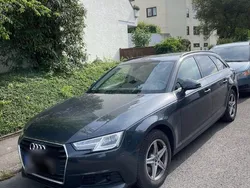 Grau Gebraucht 2019 Audi A4 Ambiente Kombi | 20.000 € (Guter Preis)