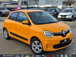 Gelb Gebraucht 2019 Renault Twingo LIMITED Kleinwagen | 9.990 € (Fairer Preis)