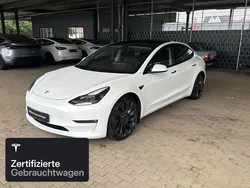 Weiß Gebraucht 2021 Tesla Model 3 Performance Limousine | 31.400 € (Fairer Preis)