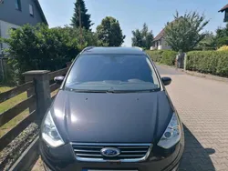 Grau Gebraucht 2013 Ford Galaxy Van / Kleinbus | 6.900 € (Fairer Preis)