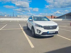 Weiß Gebraucht 2015 Kia Sorento Vision SUV | 16.300 € (Fairer Preis)
