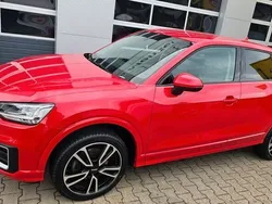 Rot Gebraucht 2017 Audi Q2 Sport SUV | 16.980 € (Guter Preis)