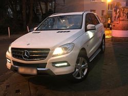 Weiß Gebraucht 2012 Mercedes 350 SUV | 17.000 €