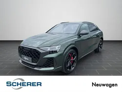 Grün Neu 2025 Audi RS Q8 Performance SUV | 171.690 € (Fairer Preis)