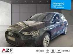 Grau Gebraucht 2022 Audi A3 Sportback Limousine | 25.480 € (Guter Preis)