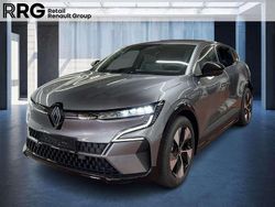 Dolomitgrau (grau) Gebraucht 2025 Renault Megane E-Tech Komfort Limousine | 35.960 € (Guter Preis)