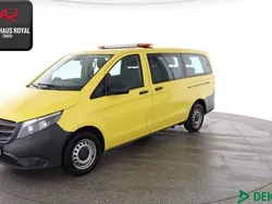 Gelb Gebraucht 2021 Mercedes Vito Van / Kleinbus | 28.880 € (Guter Preis)