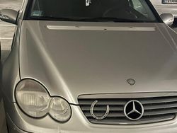 Silber Gebraucht 2001 Mercedes C230 Coupé | 4.500 € (Etwas zu teuer)