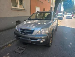 Grau Gebraucht 2007 Kia Sorento SUV | 1.950 €