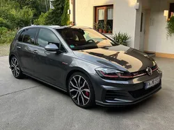 Grau Gebraucht 2019 VW Golf VII GTI Limousine | 26.900 € (Etwas zu teuer)