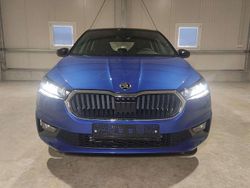 Raceblau metallic Neu 2025 Skoda Fabia Selection Kleinwagen | 19.600 € (Fairer Preis)
