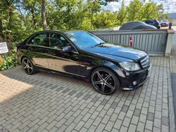 Schwarz Gebraucht 2008 Mercedes 220 Limousine | 8.000 €