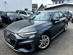 Grau Gebraucht 2021 Audi A3 Sportback S-Line Kleinwagen | 20.900 € (Fairer Preis)