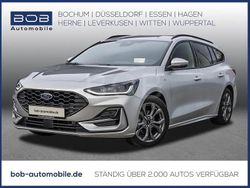 Silber Gebraucht 2024 Ford Focus ST-Line Limousine | 23.888 € (Guter Preis)