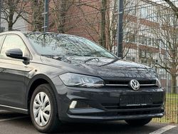 Grau Gebraucht 2018 VW Polo Comfortline Limousine | 12.490 € (Fairer Preis)