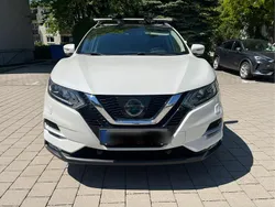 Weiß Gebraucht 2017 Nissan Qashqai SUV | 17.000 € (Teuer)