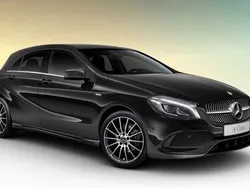 Schwarz Gebraucht 2018 Mercedes A200 AMG Limousine | 19.800 € (Fairer Preis)
