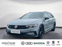 Grau Gebraucht 2020 VW Passat Edition Kombi | 34.450 €