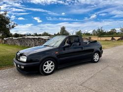 Schwarz Gebraucht 1994 VW Golf Cabrio | 2.000 €