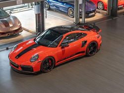 Lavaorange Gebraucht 2020 Porsche 992 Coupé | 249.000 €