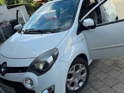 Weiß Gebraucht 2013 Renault Twingo Kleinwagen | 4.590 € (Etwas zu teuer)