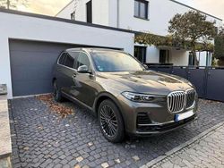 Grün Gebraucht 2022 BMW X7 SUV | 67.900 € (Superpreis)